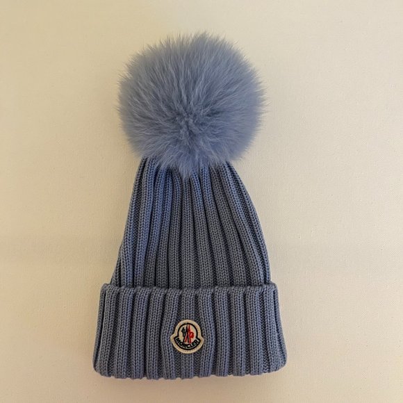 MONCLER BEANIE WITH POM POM - Picture 2 of 4